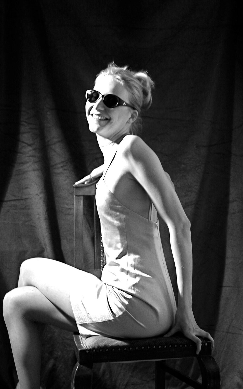 Pale green summer dress / available in custom order - SILHUETTE