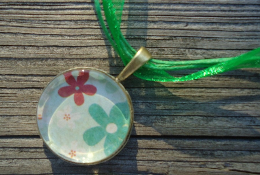 Bright Green and Red Flower Glass Pendant Necklace