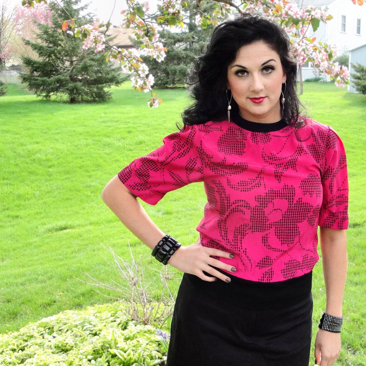 Vintage Hot Pink 80's Top with Black Houndstooth Floral Print - Gathered Shoulders and Short Sleeves - Black Stretchy Band at Neck and Waist