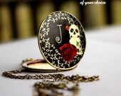 Personalized Locket / Skeleton Rose Locket / Upcycled Vintage Locket / Photo Locket Black and Red / Mourning Locket
