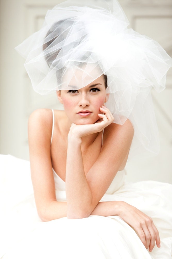 Wedding Veil -- Classy Bubble Veil