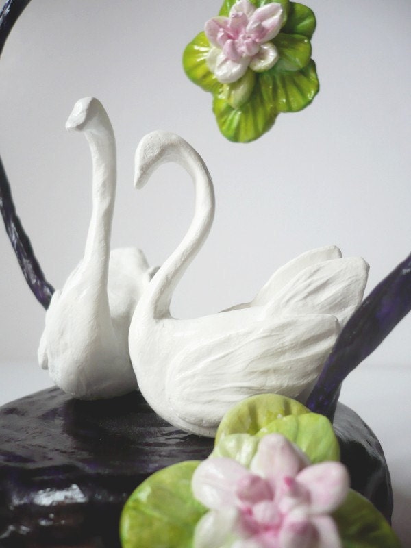 Ready to Ship - Wedding Cake Topper - Romantic Swans - Heart Arch -  Handmade by oenopia
