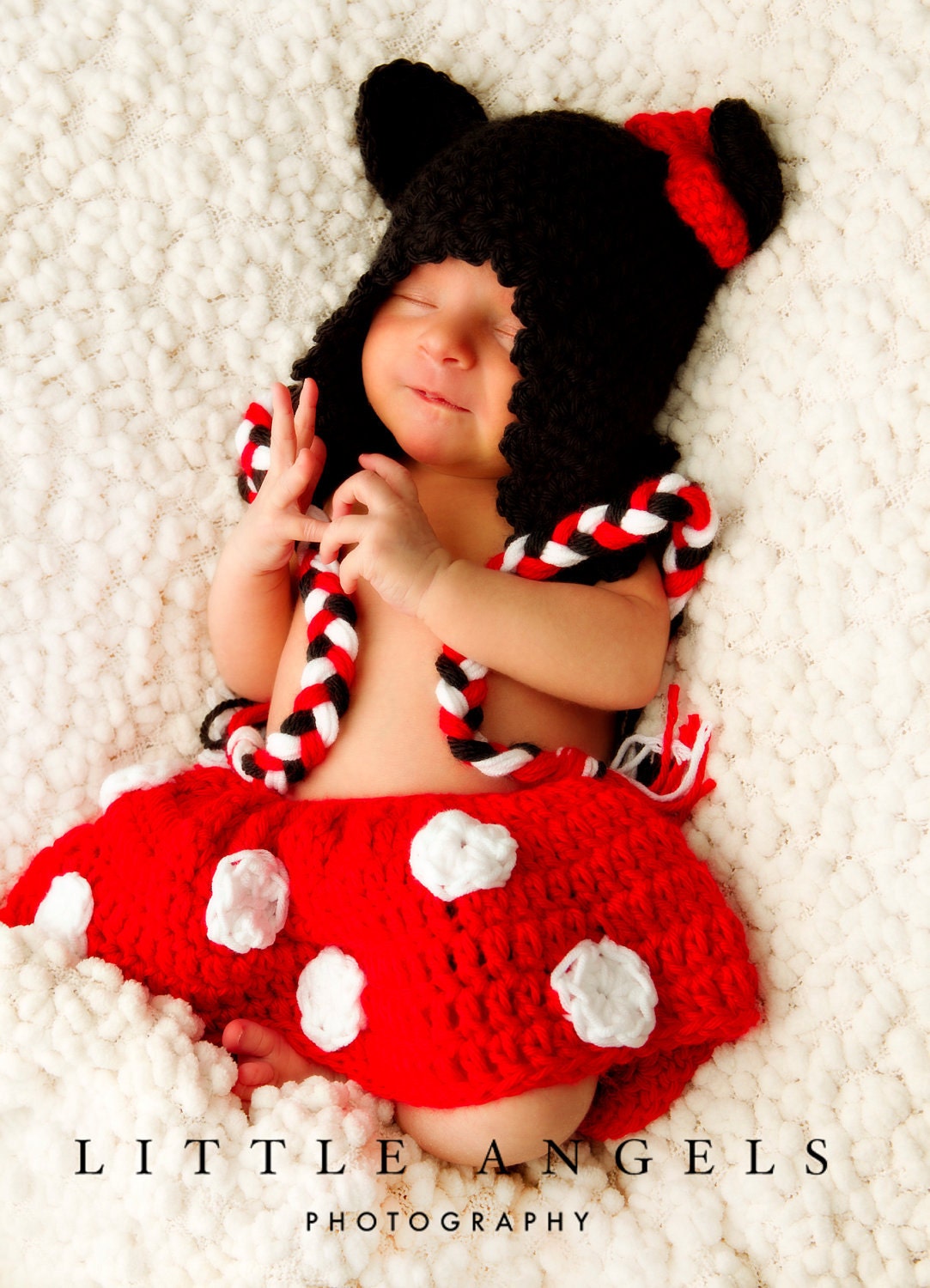 Miss Mouse Hat and Skirt with Bloomers Crochet Pattern -- Photography Prop (549)