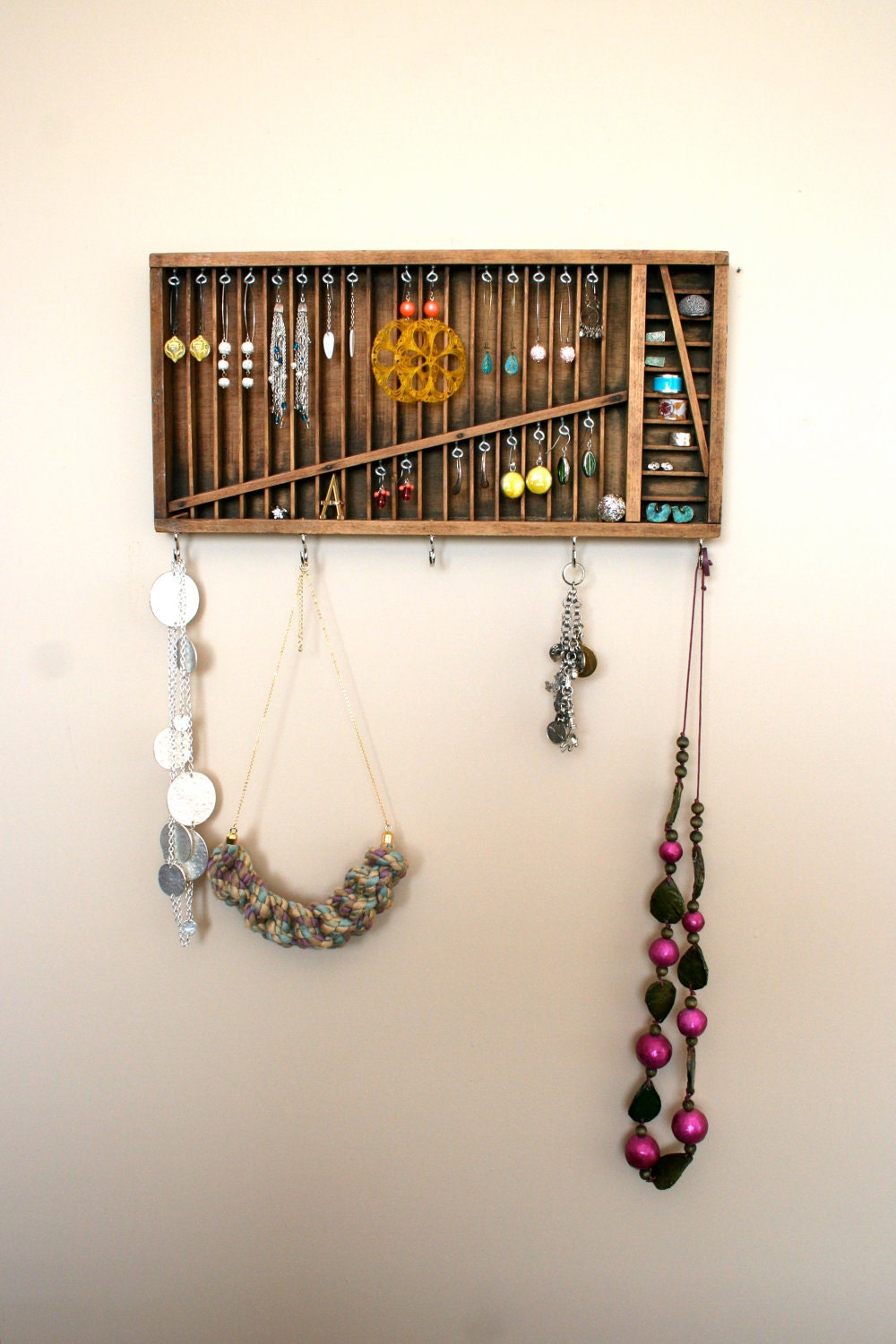 jewelry display: vintage quartersize letterpress drawer