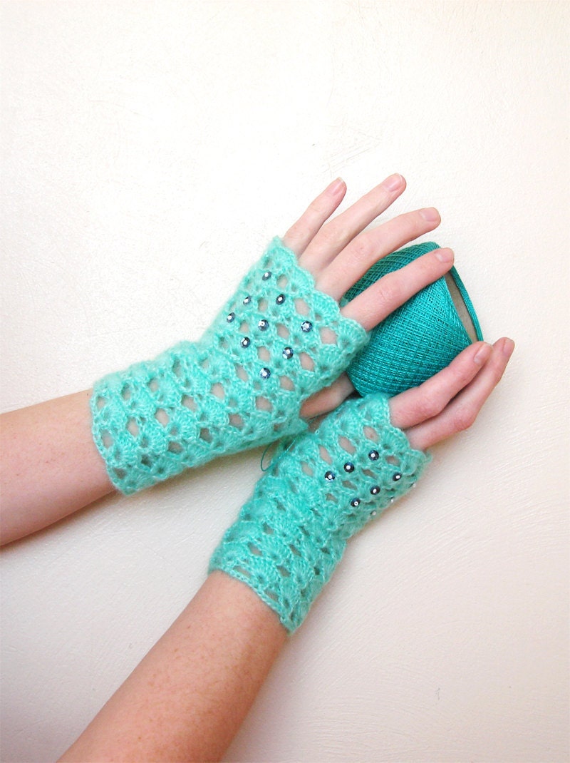 Fluffy and Soft Crochet Embroidered Gloves in Elegant Vintage Blue Color