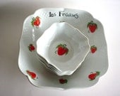 Vintage French - Le Lourioux Square Vegetable Bowl and 4 Small Bowls - Strawberry by Louis Lourioux - 1920s - 1940s