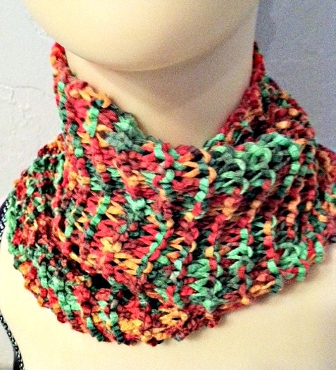 TANGERINE SPICE, Festive hand-knitted scarf - holidays