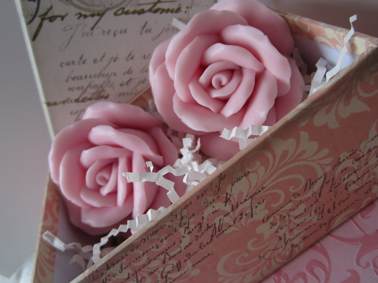 Rose Guest Bath Soap in Decorative Shabby Chic Box