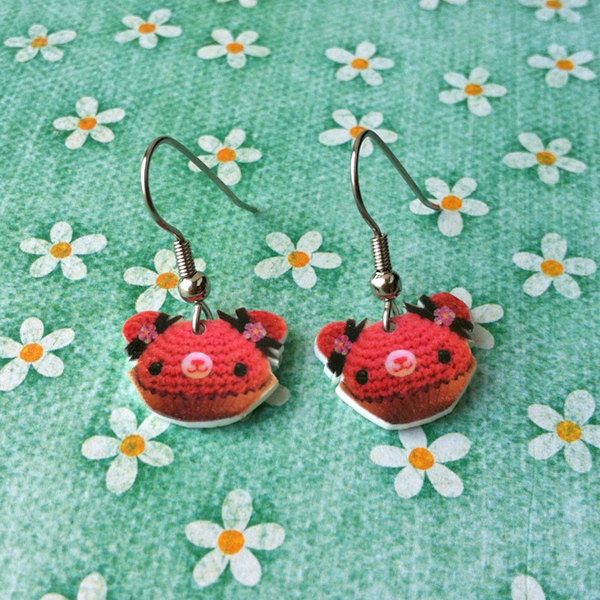 Amigurumi Kingdom Pink Cupcake Bear with bows Dangle Earrings
