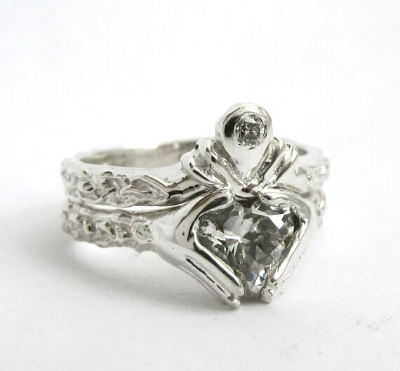 Claddagh Wedding Set - Personalized - Choose your Stone - Sterling silver - Diamond - Engagement Ring and Wedding Band - Rickson Jewellery