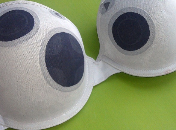 Handpainted Xbox 360 Controller Bra