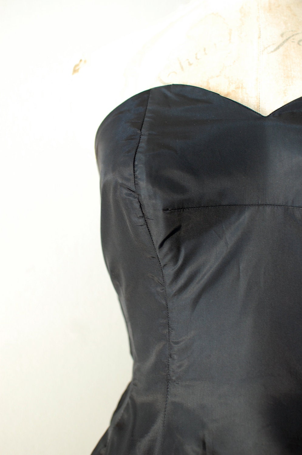 1950s dress / 50s black dress / strapless / La Nuit dress