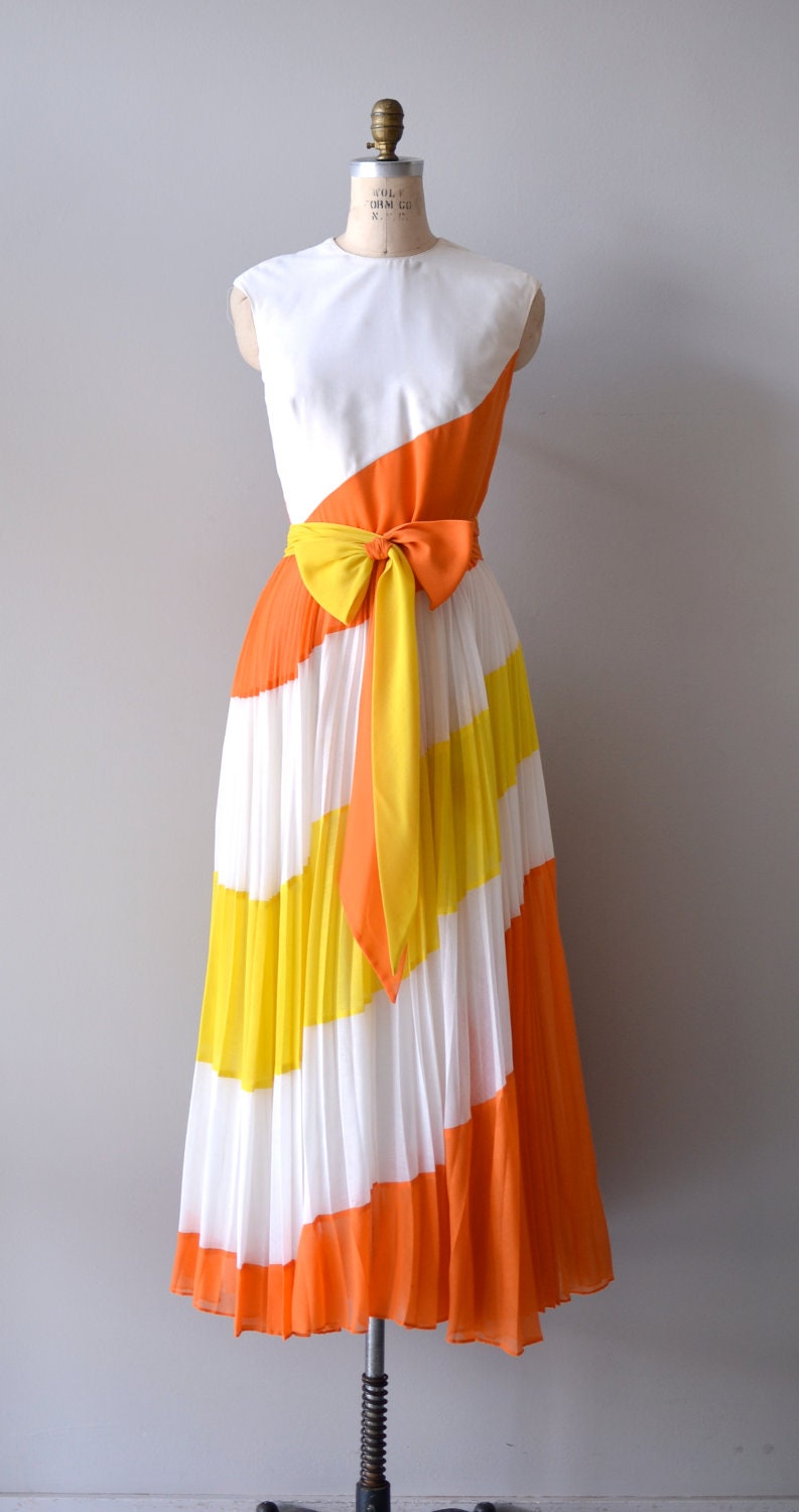 1970s maxi dress / Jack Bryan 70s maxi / Equatorial Boundary