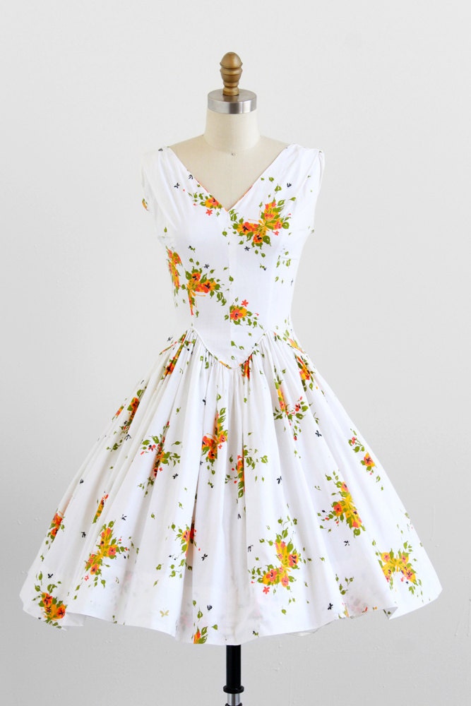 vintage 1950s dress / butterfly dress / 50s Butterflies Print Cotton Sundress