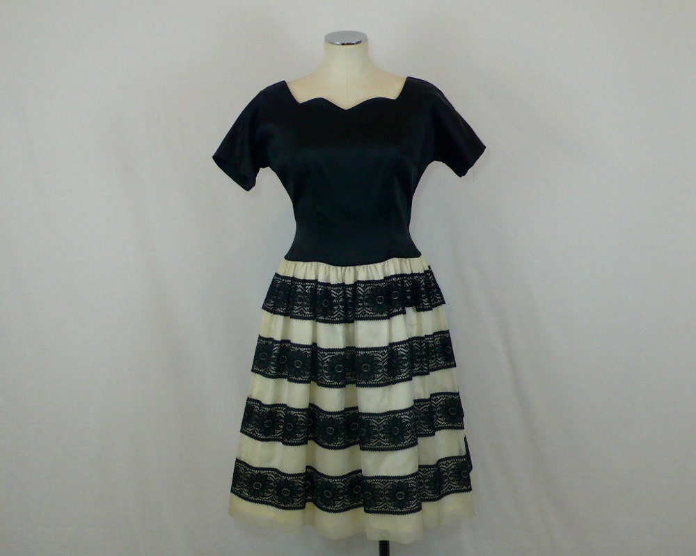 60s Satin & Lace Black and White Cocktail Dress - medium