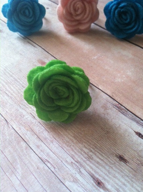 Bloom Ring (lime green)