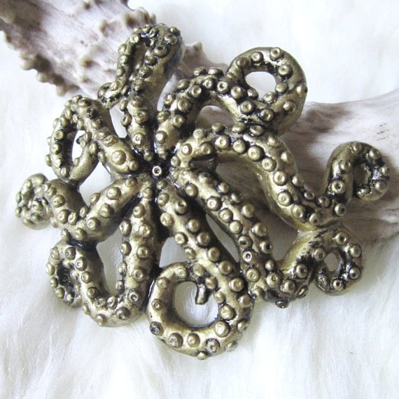 Tentacles hair clip - Octopus - Squid - Cephalopod - Steampunk gold / brass color