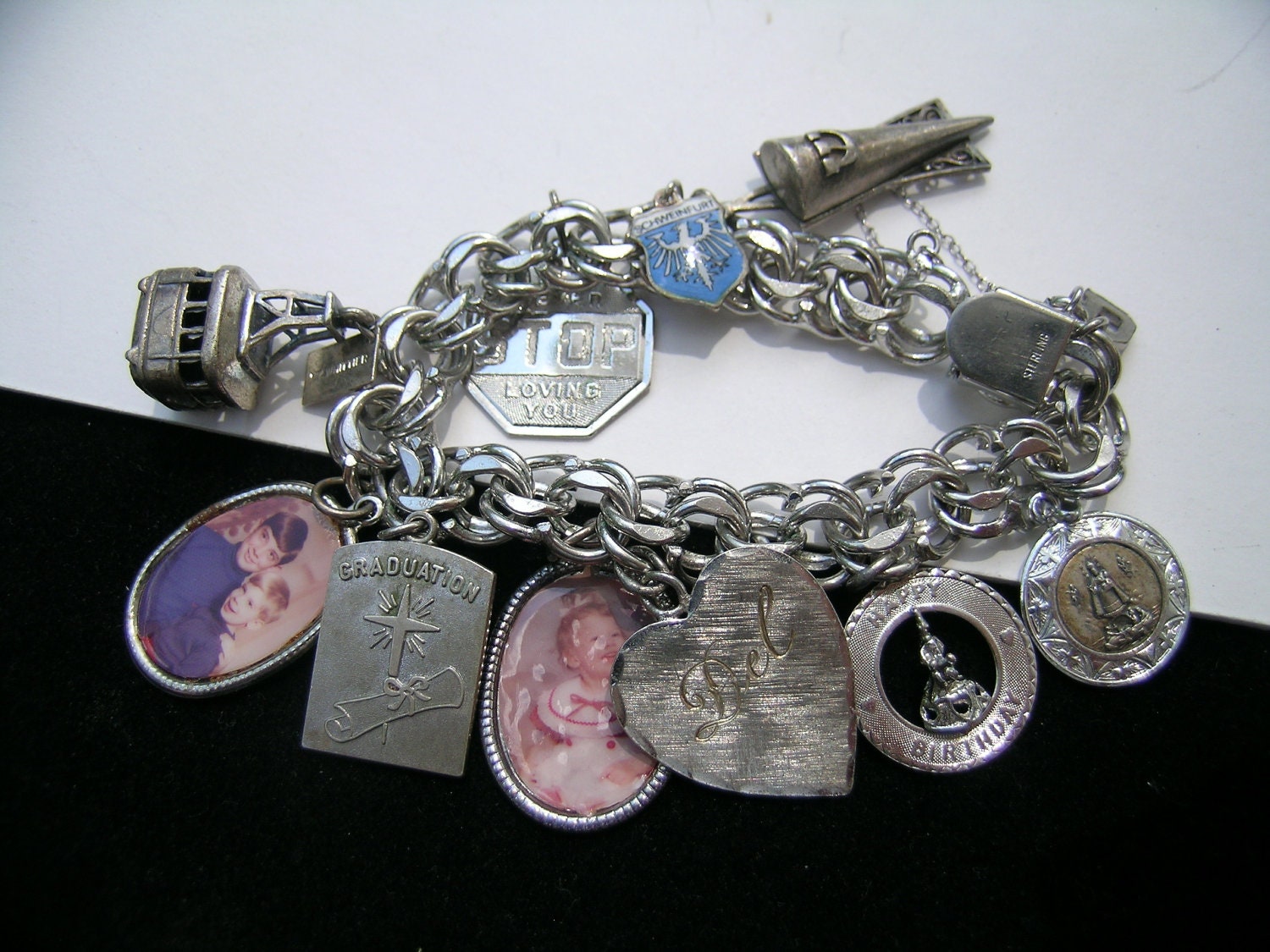 Sterling silver charm bracelet       VJSE
