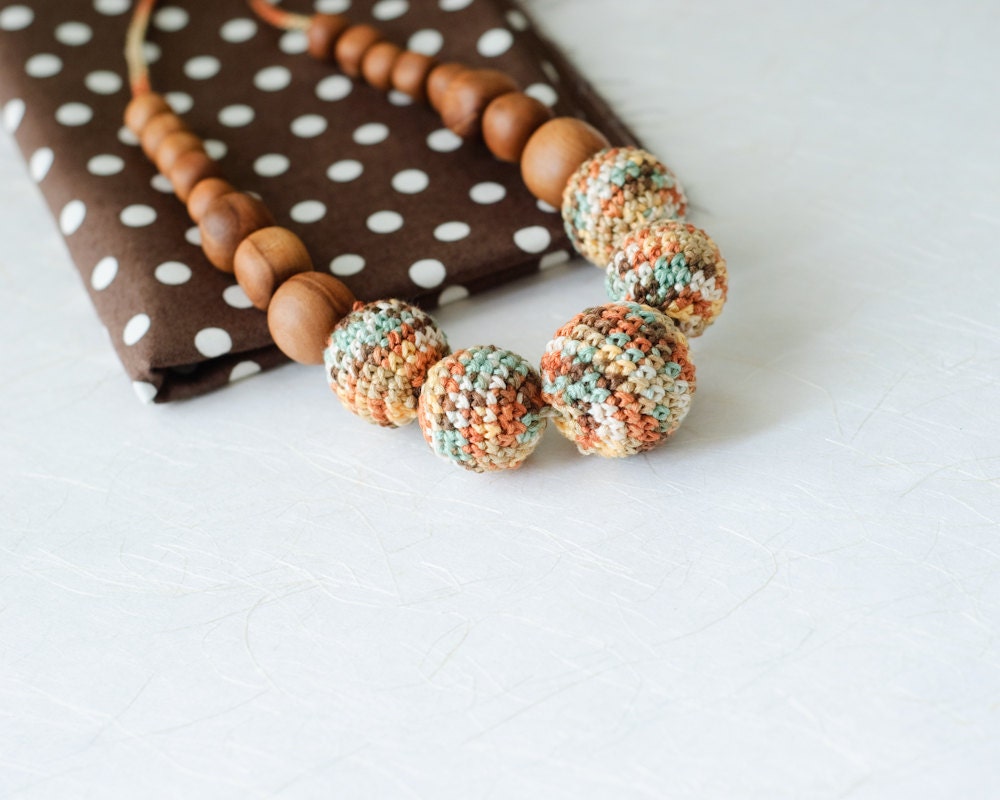 ColorMix Nursing Necklace - Babywearing Necklace - Forest Mix & Apple Wood Beads