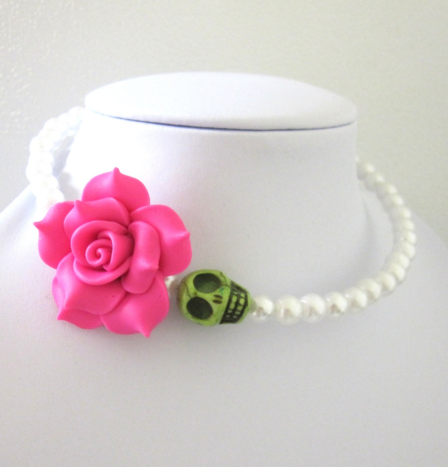 Day of the Dead Necklace Sugar Skull Choker Memory Wire Green Pink Rose