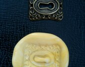 Flexible Mold- 1 Keyhole mold- Food safe, dollhouse, minis, mixed media scrapbooking