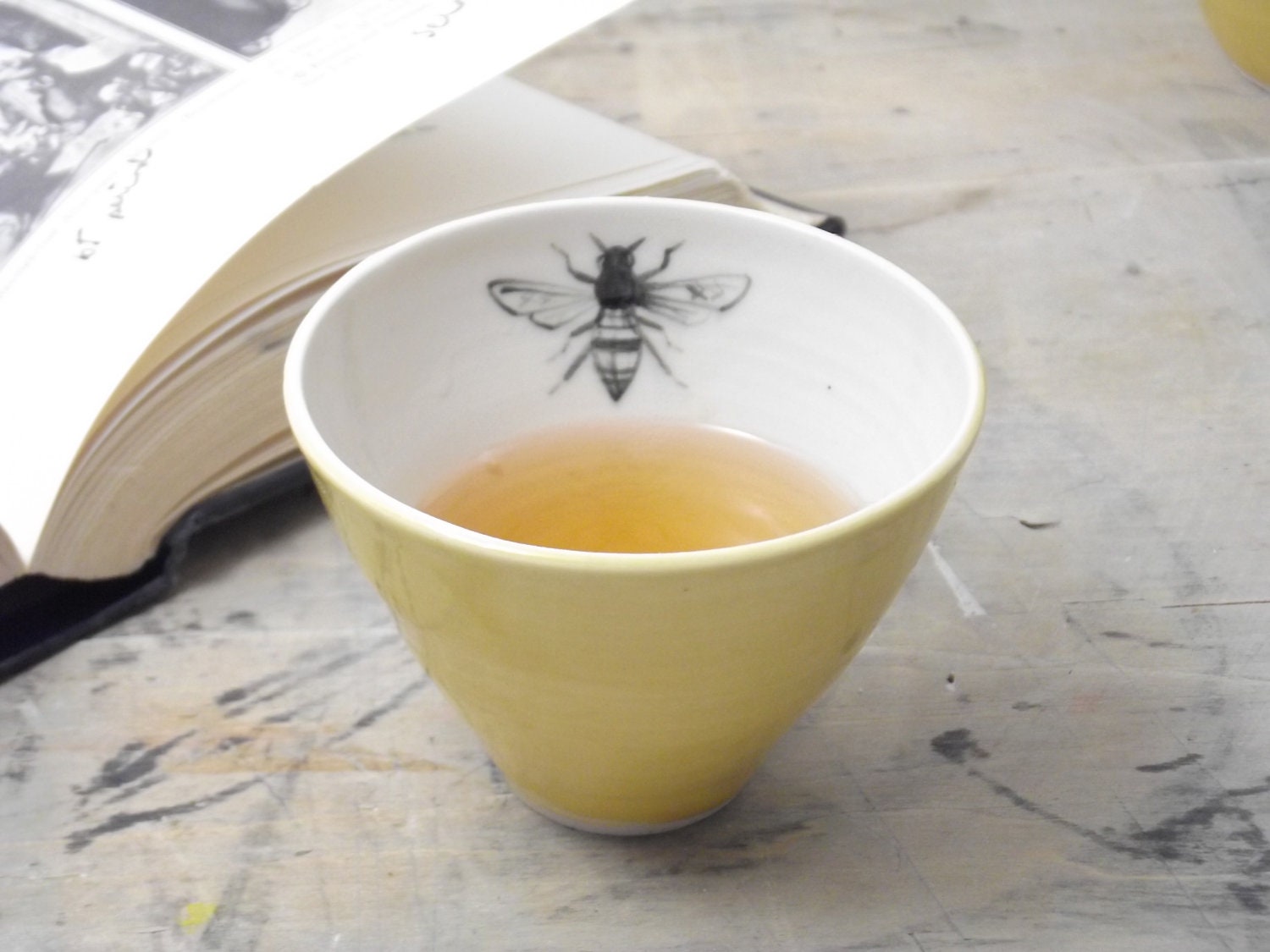 One Porcelain Yellow Bee Tea Cup