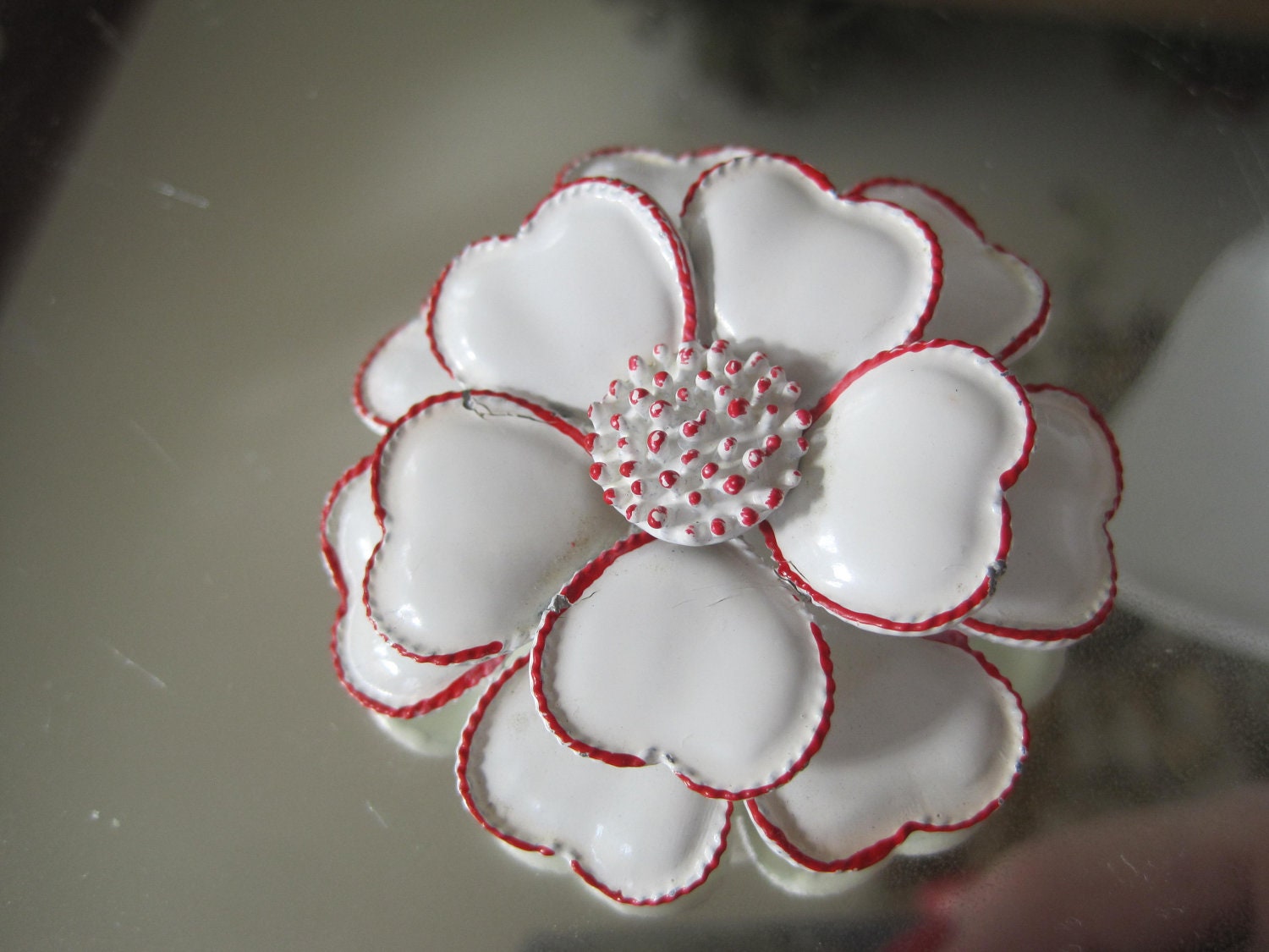Vintage Red White Heart Enamel Flower Brooch Pin