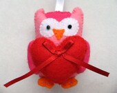 Felt PINK BABY OWL with love heart handmade hanging animal doll ornament decoration nursery party Valentines Christmas