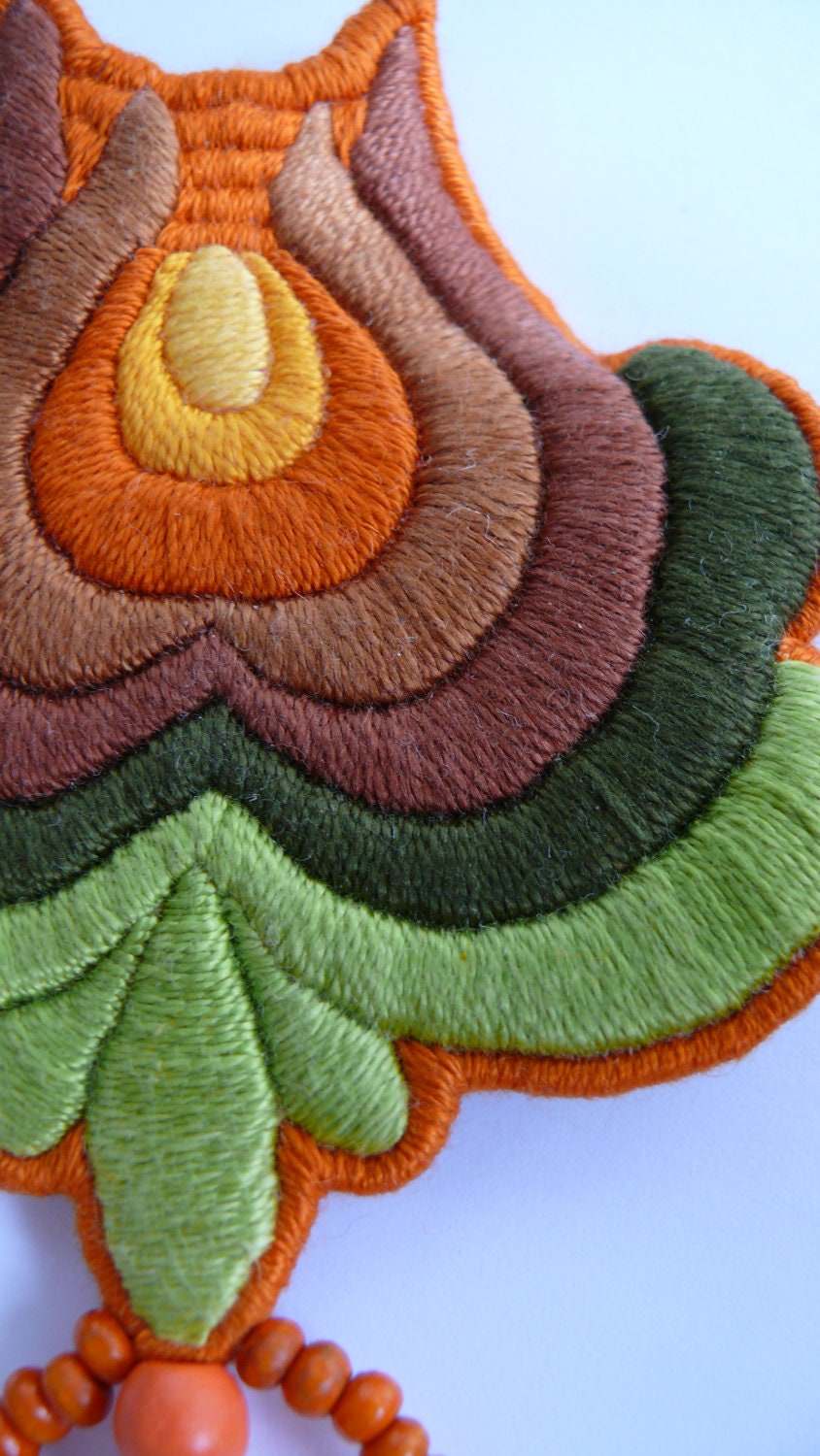 Hungaian "Matyó" folk rose brooch - autumn colours