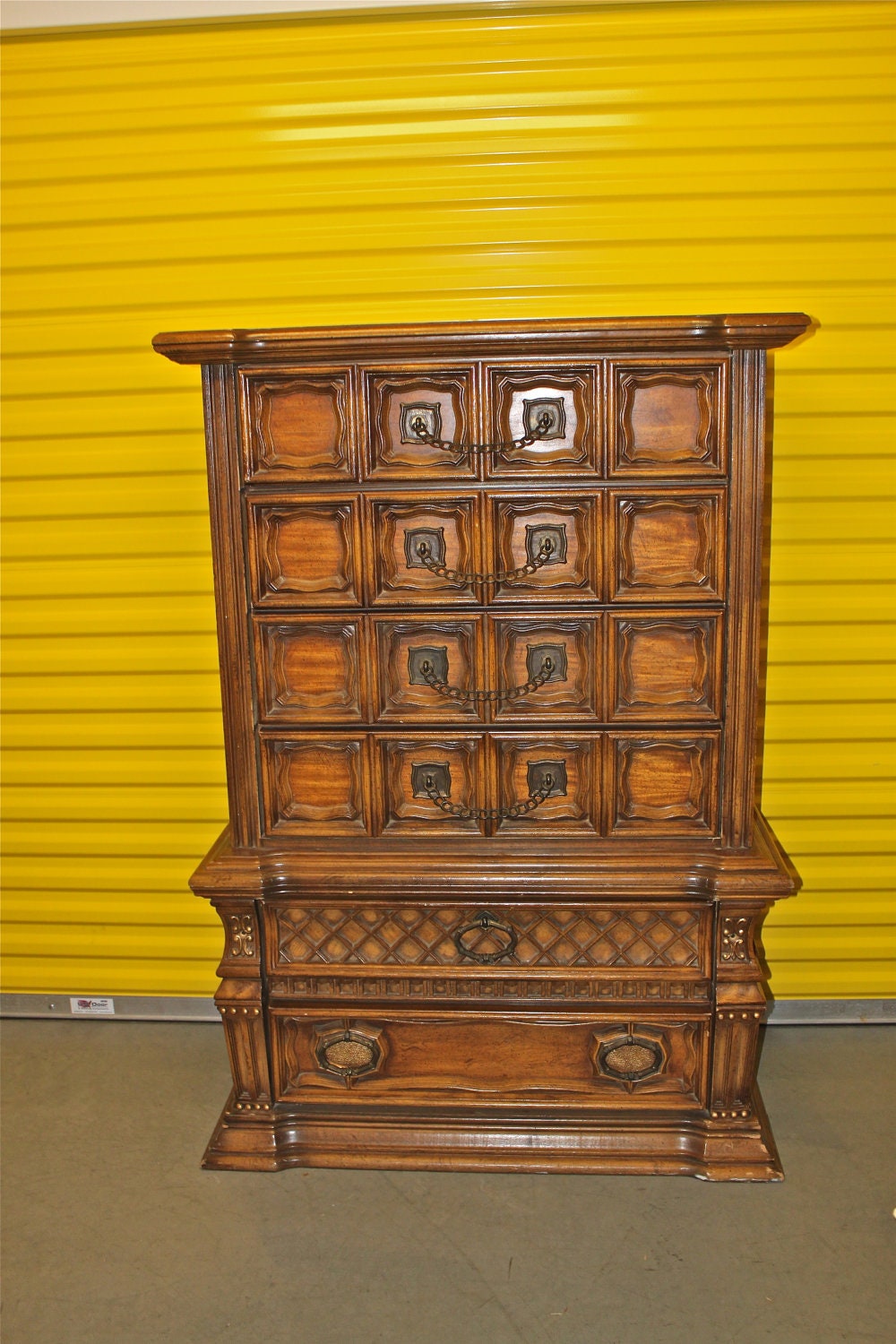 Retro Dresser/ Chest of Drawers /Vintage Custom Paint to Order/ Pick Your Color/ Accent TV Cabinet/ Living Room Storage/ Bedroom