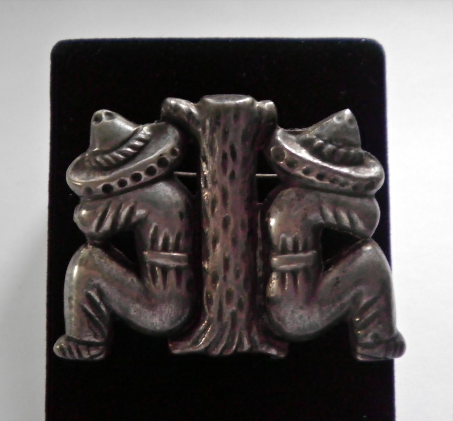 Marked MEXICO Set Vintage Silver Siesta Big Brooch Pin and Earrings c1940