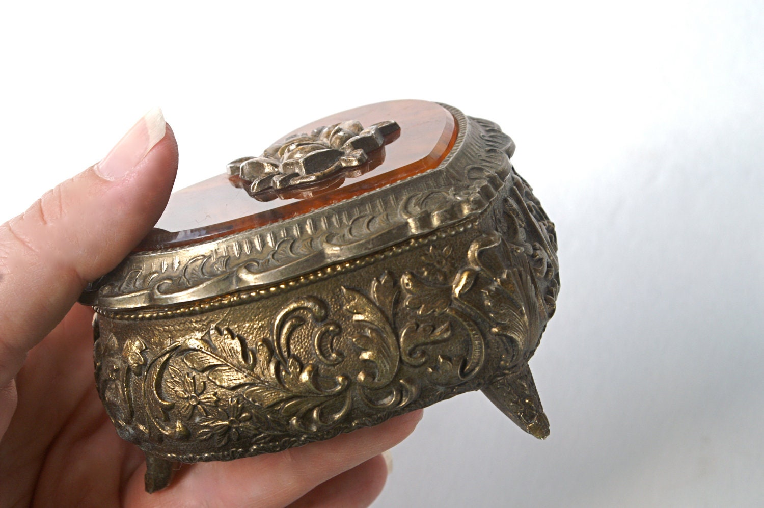 Vintage Heart Shaped Brass Tone Metal Jewelry Box Faux Tortoise Shell and Rose