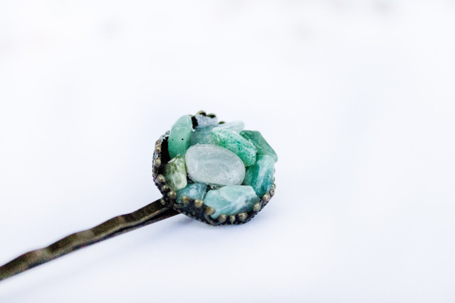 Green gemstones hair pin - Aventurine and quartz - CraftsGardenOfZen