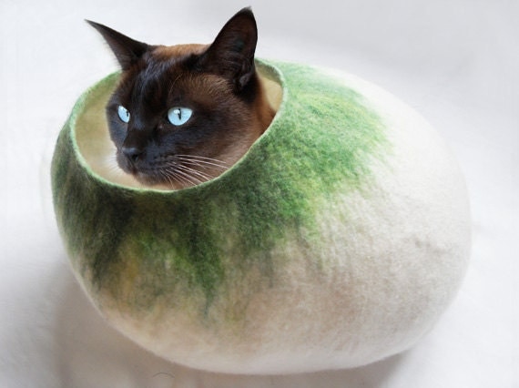Luxury cat beds Cat Cave Cat House Felted Wool with FREE Cats Ball