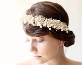Bridal hair wreath, Pearl bridal crown with baby's breath, wedding headpiece