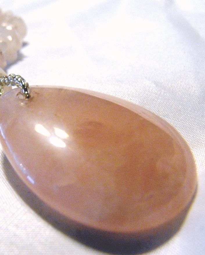 Rose Quartz Chip and Teardrop Pendant Necklace Small