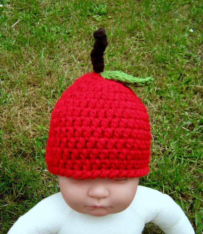 ADORABLE RED APPLE Baby Beanie Crochet Hat with green leaf and stem , Photo Prop ( 2-4 years, more sizes available ) Custom colours also