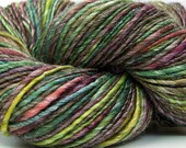 HandSpun Yarn merino wool and bamboo single ply yarn Poison Apple 209 yards
