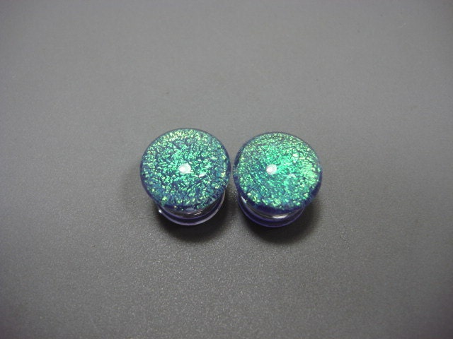 13mm Lemon Lime Dichro on Eggplant Fronts DF