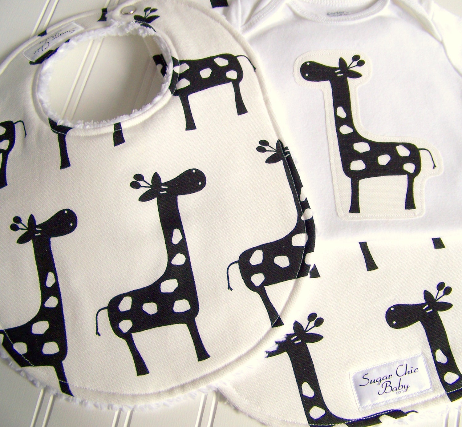 Baby Gift Set - B/W Giraffe Onesie Bodysuit, Baby Bib & Burp Cloth Set  -  Gender Neutral for Baby Boy or Baby Girl