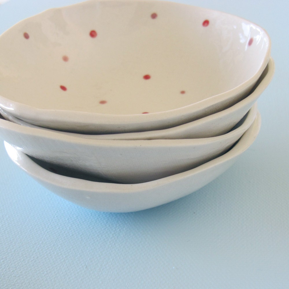 Red & Pink Dot  Porcelain Bowl