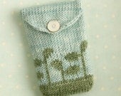 knitting pattern for a gadget case / seed pouch
