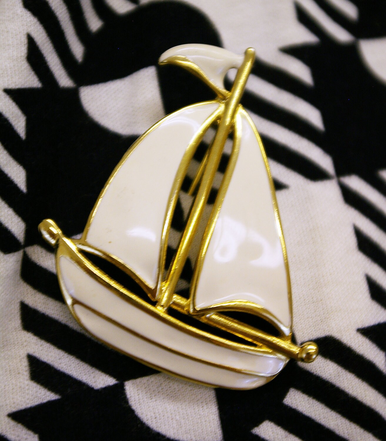Sailboat Pin