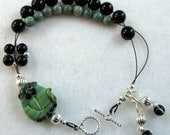 Alley Cat - Dual Purpose Stitch Marker Holder and Abacus Row Counter Bracelet - Item No. 858