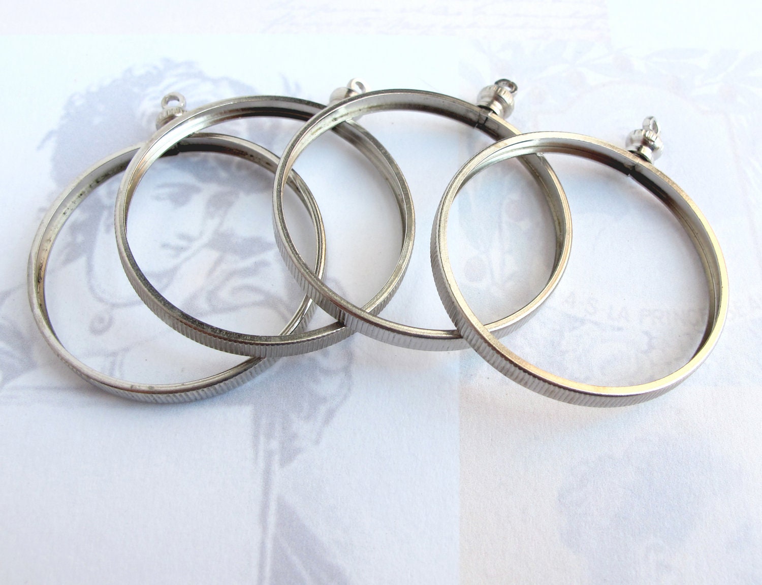 Huge Vintage Rhodium Plated On Brass Coin Holder Pendants (4X) (M845)