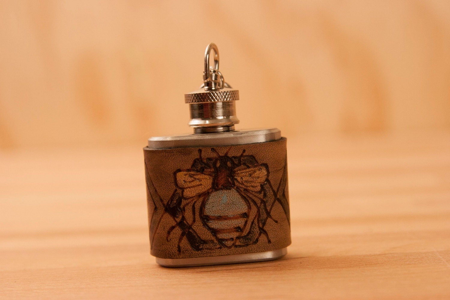 1oz Flask Key chain - Leather and Stainless Steel - Hive pattern with bee