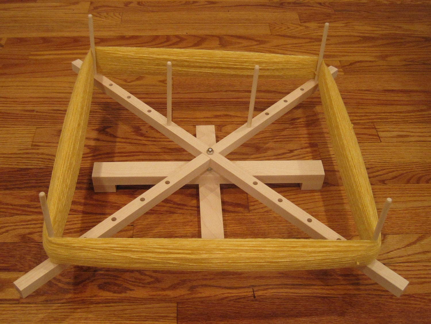 Large Maple Yarn Swift Winder Adjustable Skeinwinder
