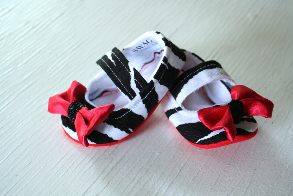 SWAG zebra twill maryjane Red Black White baby girl shoes newborn velcro strap booties soft sole bow silver slippers shower gift non slip