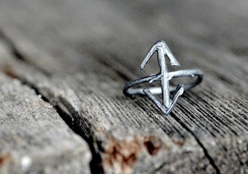 TEIWAZ Rune Ring, sterling silver twigs - Victory, Warrior, Triumphant