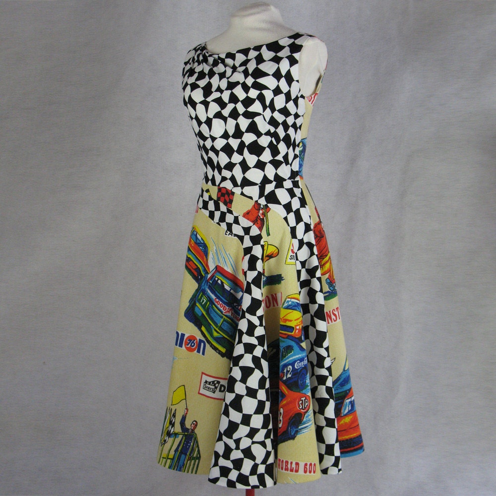 Nascar Widow - 1950s style cocktail dress - size 14